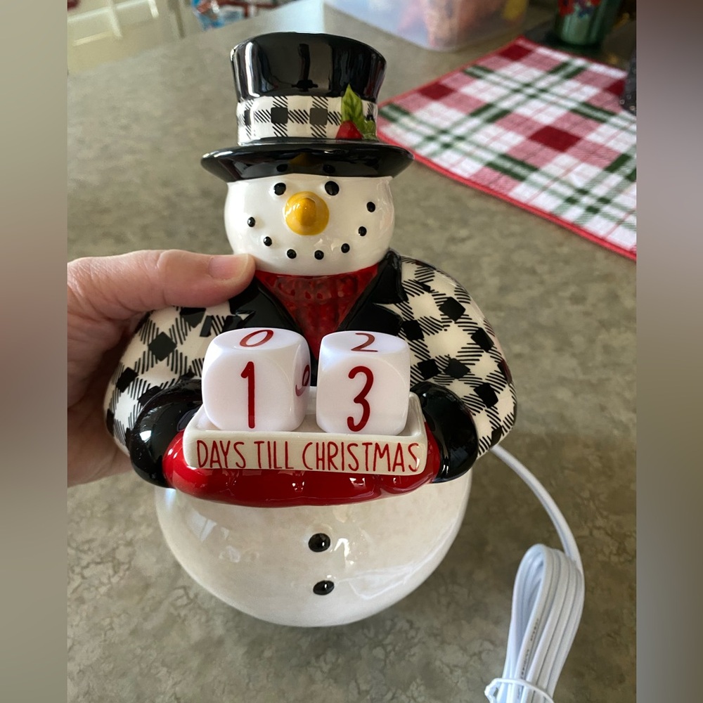 Scentsy Kickoff to Christmas warmer